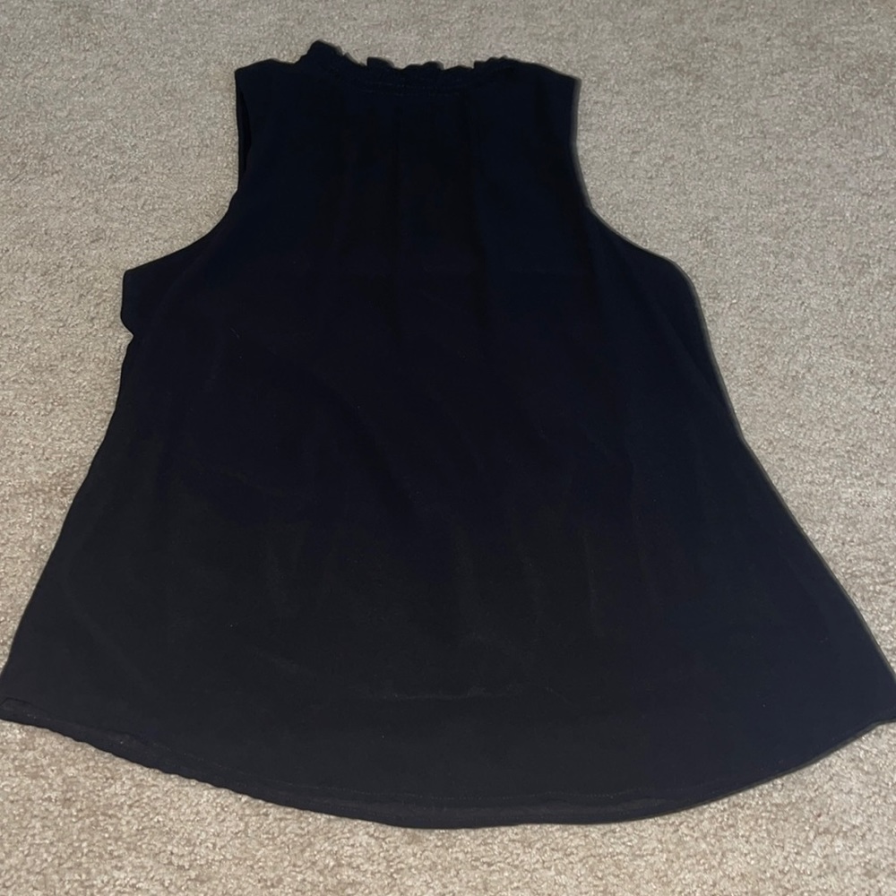 Sleeveless blouse